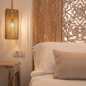 https://hotel-romantic-los-5-sentidos.balearic-islands.net