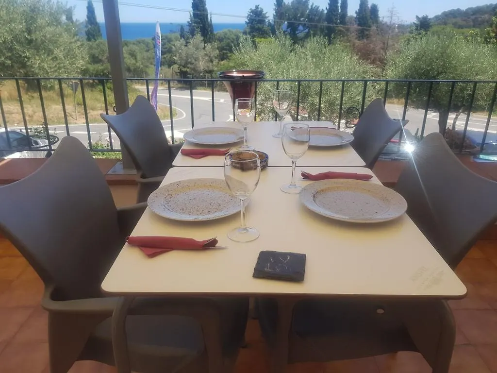 Hostal Ondina Begur Hotel